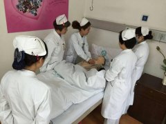 泉州玛丽医院开展护理技能考核活动