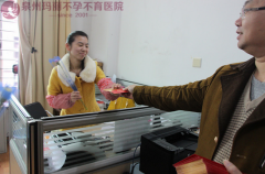 魅力“女人节”，百束鲜花敬“巾帼”